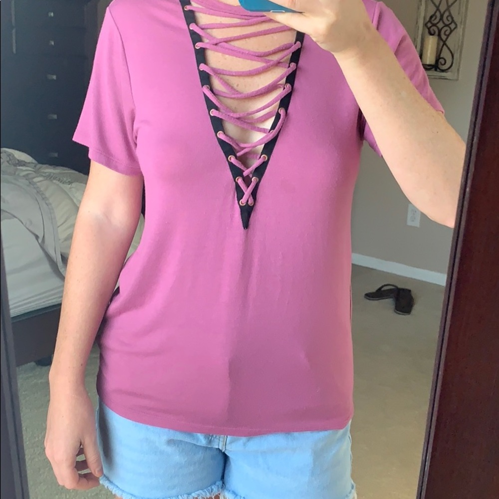 Tied chest t